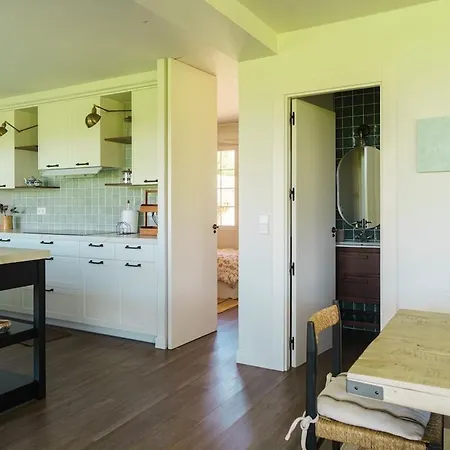 Maravillosa Casa Con Porche Y Jardin Галисано